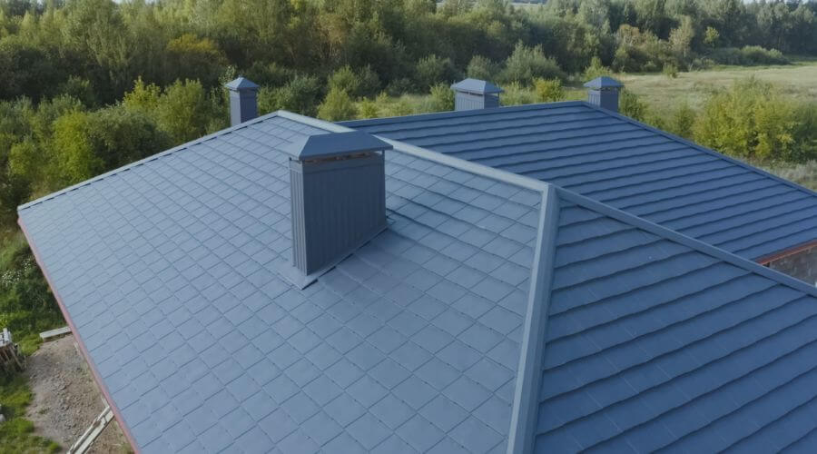 Professional gutter cleaning in Mannsville, OK